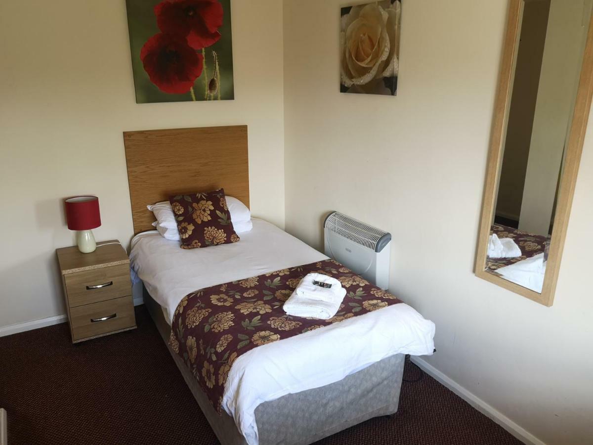 Ferns Hotel/Palms Leisure Carnaby Bagian luar foto